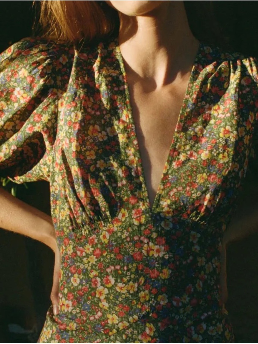 Doen Emilia Dress in Green Valley Floral Print - Picture 2 of 4